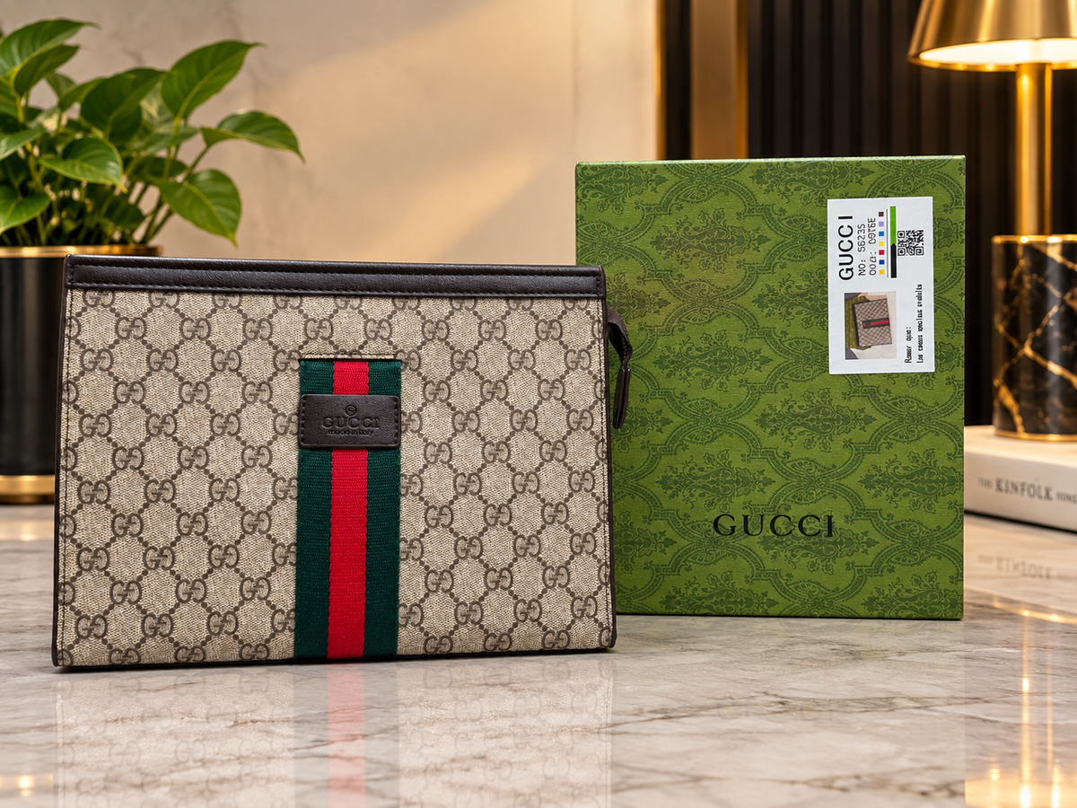 Gucci Ophidia GG Supreme Pouch Clutch Bag